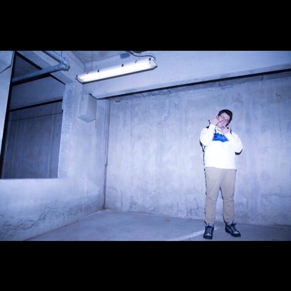 Meet your Posher, Kenndrick - Picture 1 of 1